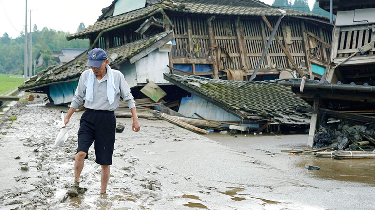 Ιαπωνία: Τουλάχιστον 16 νεκροί από τις καταρρακτώδεις βροχές