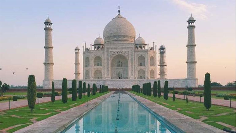 Ινδία: Ανοίγει εκ νέου το μνημείο Ταζ Μαχάλ