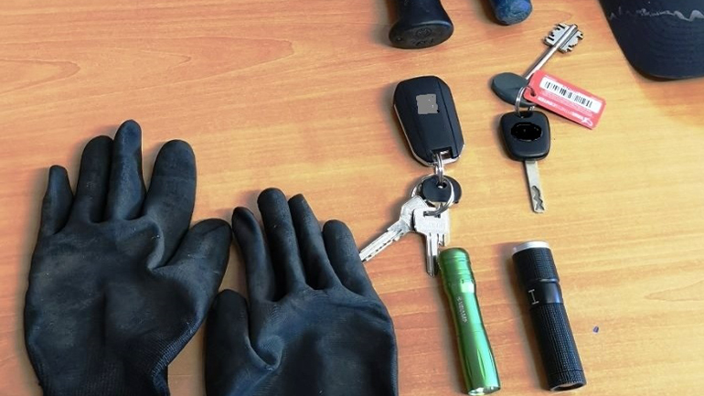 Συνελήφθησαν δύο… “hi-tech” διαρρήκτες στη Φιλοθέη