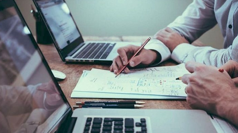 Άνοιξε η ηλεκτρονική πλατφόρμα Mybusiness support για την επιστρεπτέα προκαταβολή