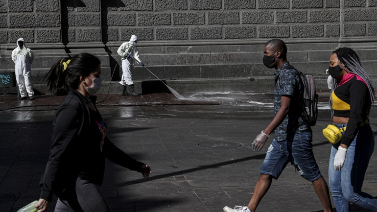 Covid-19: Ξεπέρασαν τους 10.000 οι θάνατοι στη Χιλή