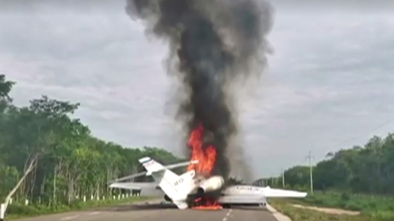 Μεξικό: Στις φλόγες μικρό αεροσκάφος που μετέφερε ναρκωτικά
