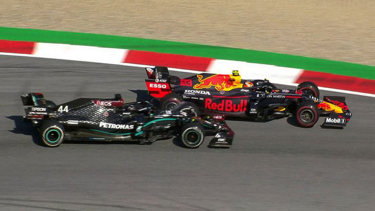 H Red Bull σε ανοικτή κόντρα με τη Mercedes