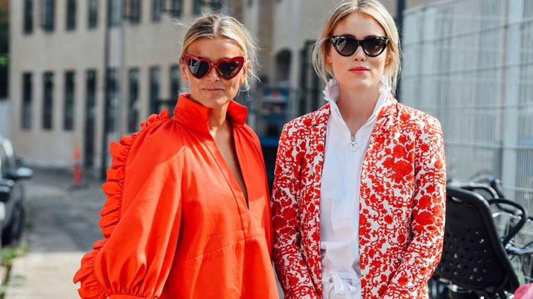 Το χρώμα του καλοκαιριού που ταιριάζει σε όλες τις γυναίκες