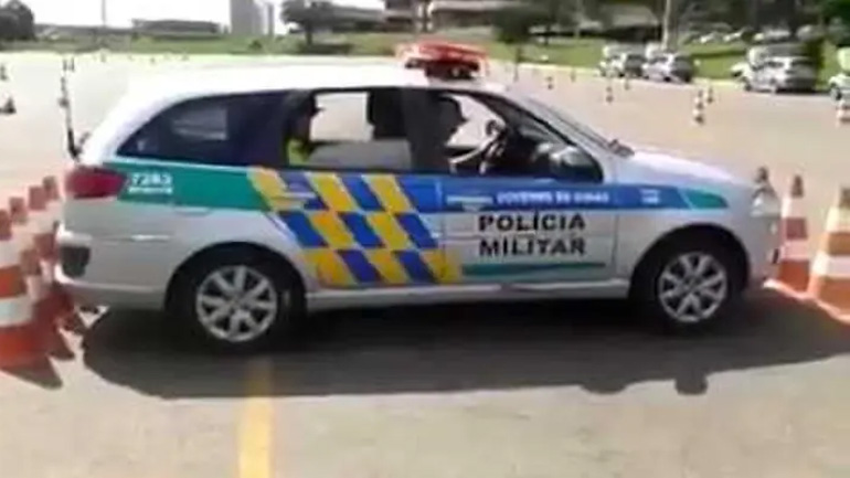 Ξεπάρκαρε σε 3 δευτερόλεπτα Ξεπάρκαρε σε 3 δευτερόλεπτα