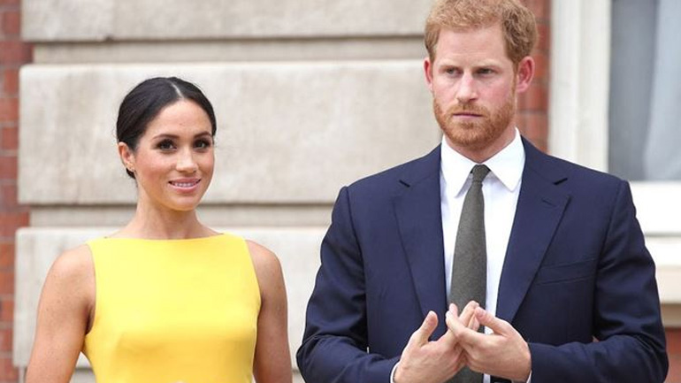 Meghan Markle-Πρίγκιπας Harry: Η διαδικτυακή εμφάνιση του ζευγαριού από το σπίτι τους στο Los Angeles Meghan Markle-Πρίγκιπας Harry: Η διαδικτυακή εμφάνιση του ζευγαριού από το σπίτι τους στο Los Angeles