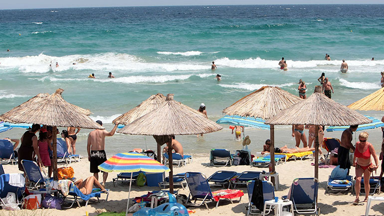 Τα πρώτα κρούσματα σε Παγγαίο και Θάσο από τουρίστες