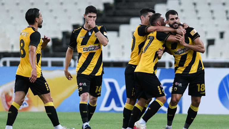 Στο +4 η ΑΕΚ από τον ΠΑΟΚ, νίκησε με 2-0 τον ΟΦΗ