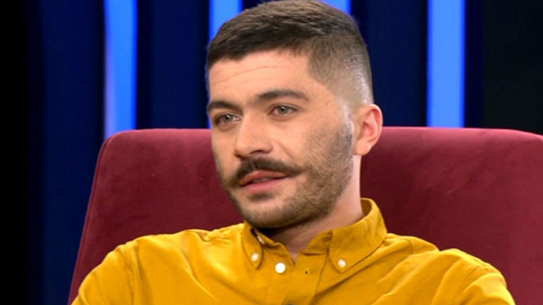 Άρης Τσάπης: «Άρχισα να την ακούω, νόμιζα ότι είμαι εγώ και κανένας άλλος»