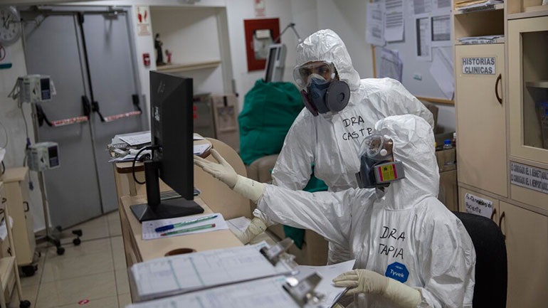 Κορωνοϊός: Μεγαλύτερος ο κίνδυνος για όσους παίρνουν φάρμακα για το στομάχι