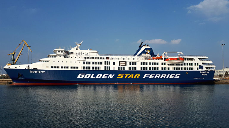 Μηχανική βλάβη, μεταξύ Τήνου και Άνδρου, παρουσίασε το Superferry