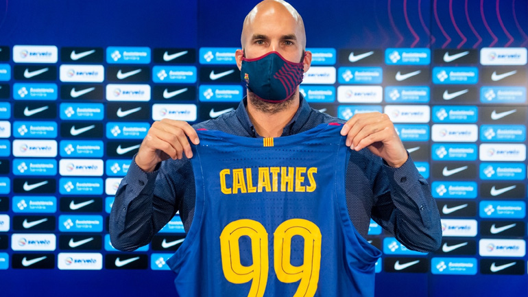 Παρουσίασε τον Νικ Καλάθη η Μπαρτσελόνα