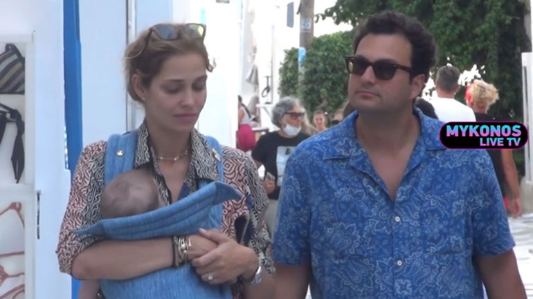 Ana Beatriz Barros: Διακοπές στη Μύκονο με τον Ελληνοαιγύπτιο κροίσο σύζυγό της και τους γιους τους