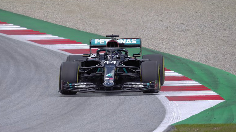 Formula 1: Το 1-2 η Mercedes – Εκτός αγώνα και οι 2 Ferrari που τράκαραν μεταξύ τους…