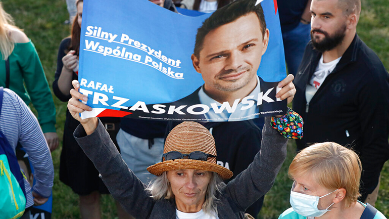 Πολωνία: Στο «νήμα» κρίνεται η εκλογική αναμέτρηση