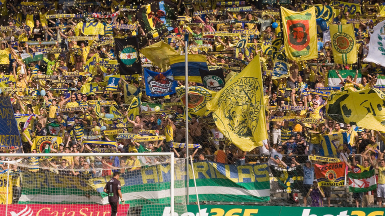 Ο πρόεδρος της Κάντιθ δίνει δωρεάν εισιτήρια διαρκείας σε 10.000 φίλους της ομάδας!