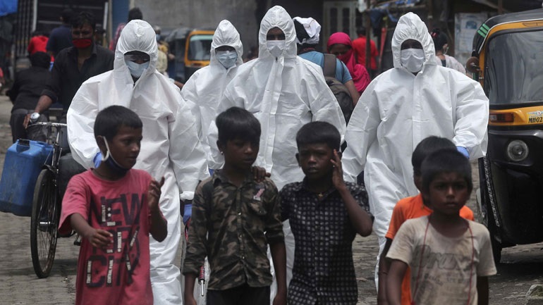 Ινδία: Η μεγάλη πόλη Μπανγκαλόρ τίθεται εκ νέου σε lockdown