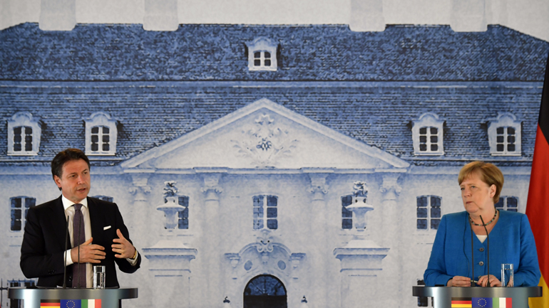 Μέρκελ: Η Ευρώπη έχει καθήκον να αντιμετωπίσει την κρίση με αλληλεγγύη