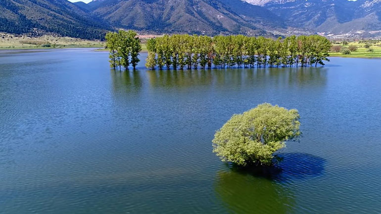 Η μυθική λίμνη όπου o Hρακλής πάλεψε με τις Στυμφαλίδες Όρνιθες