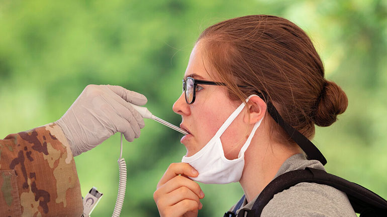 ΗΠΑ: Θετικοί στον κορωνοϊό σχεδόν 1.000 εργαζόμενοι σε κέντρα κράτησης μεταναστών