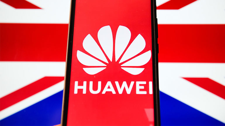 Η Μεγάλη Βρετανία απαγόρευσε τη συμμετοχή της Huawei στο δίκτυο 5G