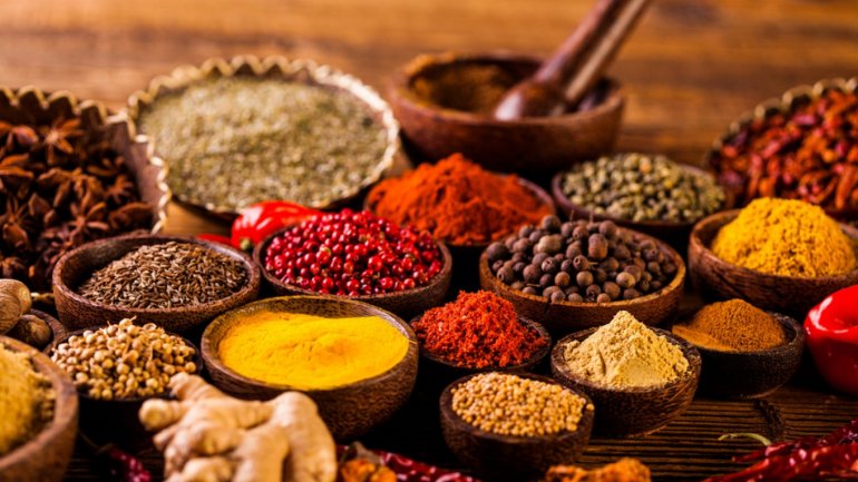 Τα μπαχαρικά μειώνουν τη φλεγμονή