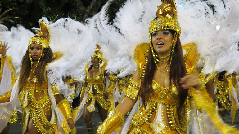 Βραζιλία: Το καρναβάλι του Ρίο απειλείται από τον κορωνοϊό