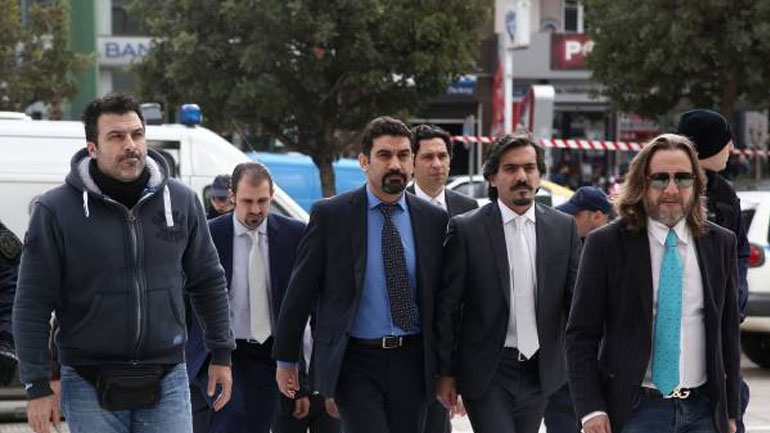 Η Άγκυρα… θυμήθηκε το ζήτημα της έκδοσης των οκτώ Τούρκων αξιωματικών