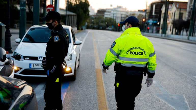 Περισσότερες από 10.000 οι παραβάσεις που εντόπισε η τροχαία μέσα σε έναν μήνα