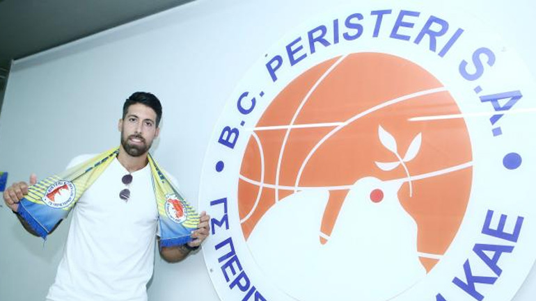 Μπάσκετ: Ανακοίνωσε τον Αθηναίου το Περιστέρι