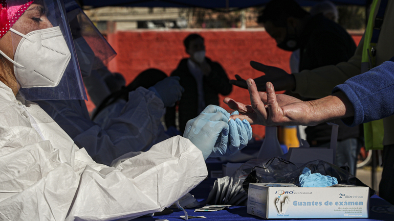 Κορωνοϊός: 104 νέοι θάνατοι και 2.475 νέα κρούσματα στη Χιλή