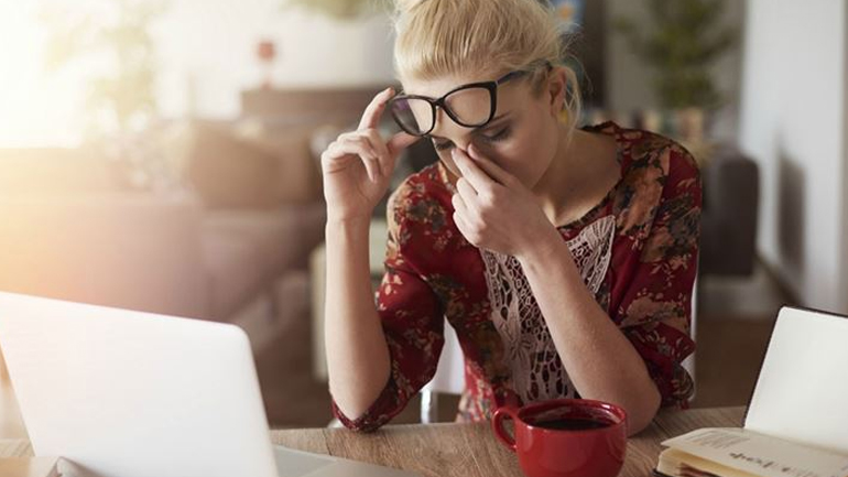 Εύκολοι τρόποι για να αντιμετωπίσετε την ημικρανία