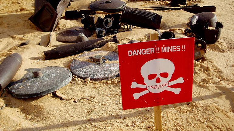 Βερολίνο, Παρίσι και Ρώμη απειλούν με κυρώσεις τις ξένες δυνάμεις που στηρίζουν τις εμπόλεμες πλευρές στη Λιβύη