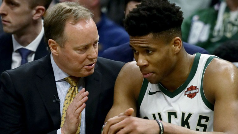 Μπουντενχόλζερ: «Ο Αντετοκούνμπο αξίζει ένα δεύτερο διαδοχικό βραβείο MVP»