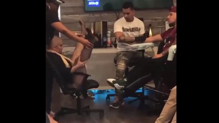 Τα… είδε όλα ο τατουατζής