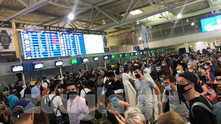 Του… συνωστισμού στο αεροδρόμιο Ελ. Βενιζέλος