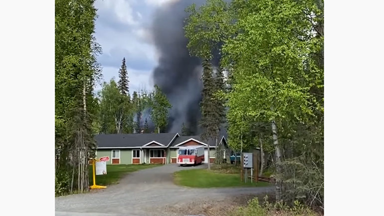 Όταν το ψήσιμο στην αυλή πάει… λάθος