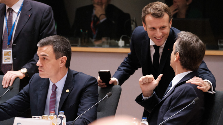 Σύνοδος Κορυφής: Συνάντηση Μητσοτάκη – Μακρόν