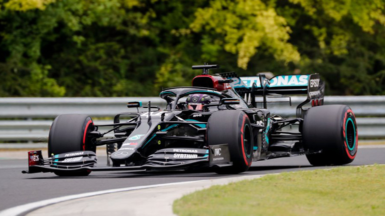 Formula 1: Την 90η Pole Position κατέκτησε ο Hamilton στην Ουγγαρία με Mercedes