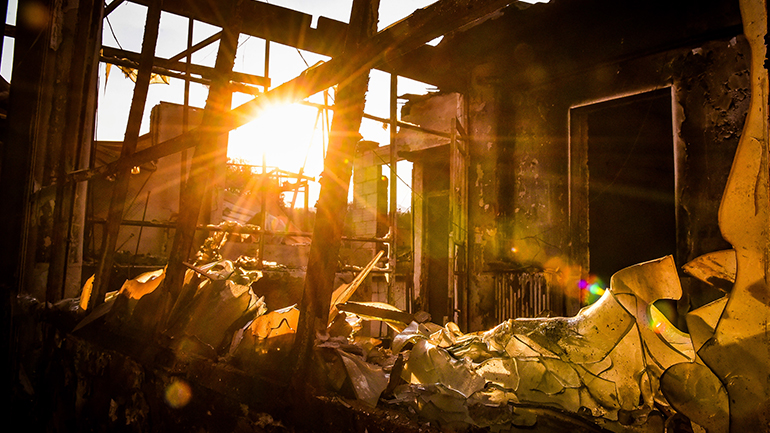 “Θάψ’ τα, γιατί θα σε σκίσουμε”