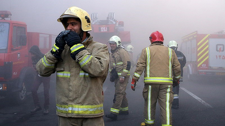 Ιράν: Πυρκαγιά σε εργοστάσιο σελοφάν στο βορειοδυτικό Ιράν