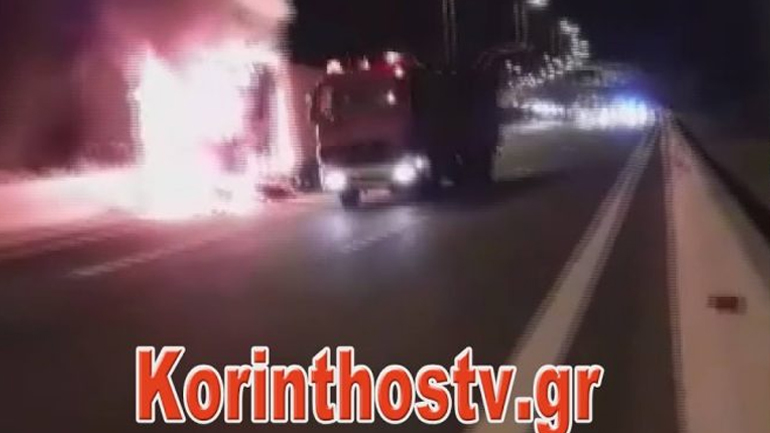 Φωτιά σε νταλίκα στην Αθηνών – Κορίνθου