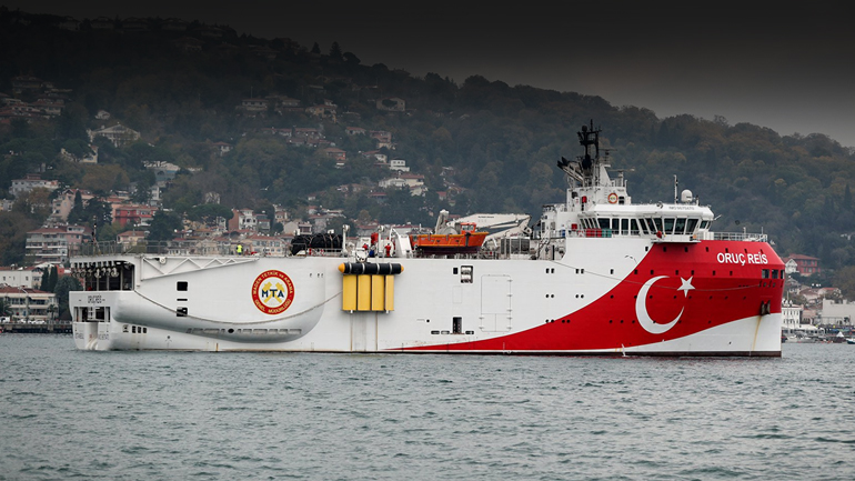 Σε επιφυλακή για κινητικότητα του τουρκικού στόλου κοντά στο Καστελόριζο