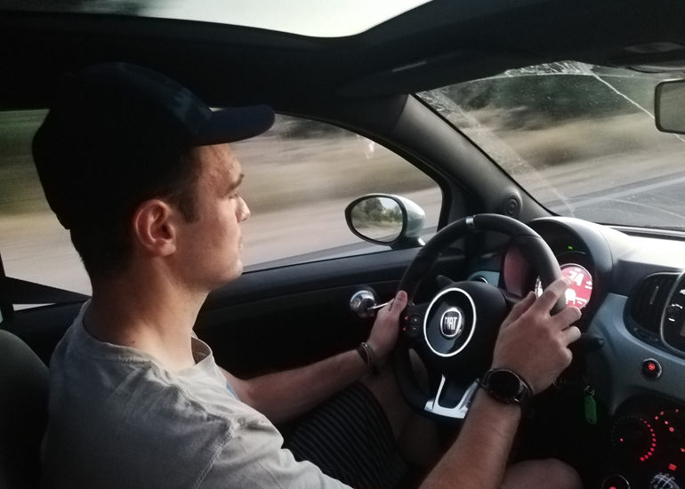 Απολαμβάνεις κάθε χιλιόμετρο πίσω από το τιμόνι