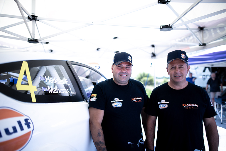 Θέμης Χαλκιάς (αριστερά) και Λεωνίδας Μαχαίρας (δεξιά).