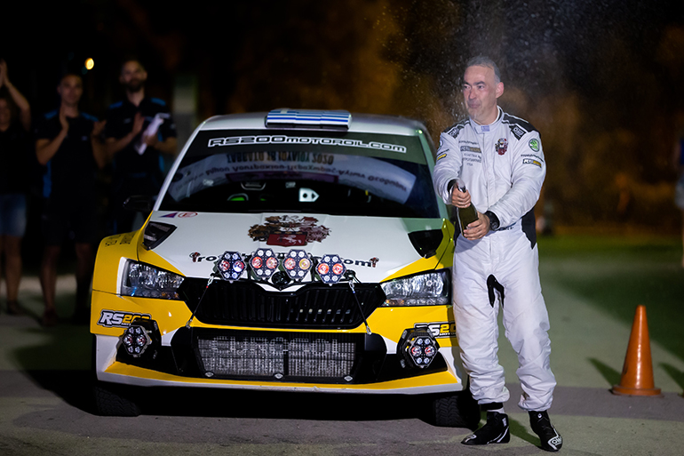 Ο Γιάννης Παπαδημητρίου ήταν ο νικητής του πρώτου χωμάτινου αγώνα.