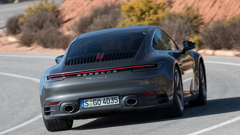 Πόσα αυτοκίνητα πούλησε η Porsche το πρώτο εξάμηνο του 2020;