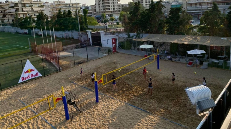 Patras Beach House: Νέα εγκατάσταση μπιτς βόλεϊ στη καρδιά της Πάτρας