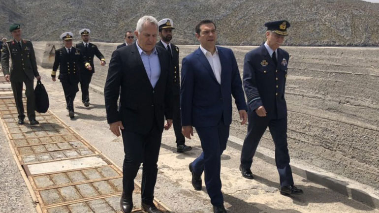 Έκτακτη σύσκεψη Τσίπρα με τους στρατιωτικούς συμβούλους του για την τουρκική Navtex