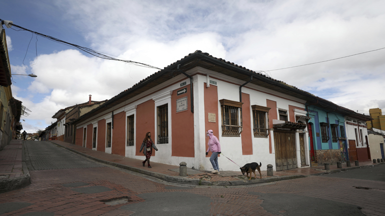 Κορωνοϊός: Στους 7.166 οι νεκροί στην Κολομβία